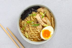 Spicy Chicken Ramen Process Photo 5