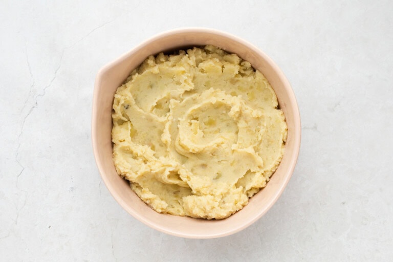 How to Reheat Mashed Potatoes (3 Ways!) - Easy Healthy Recipes