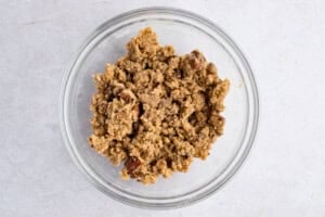 Crumbled topping mixture for sweet potato pudding