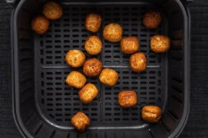 frozen meatballs in air fryer step 1