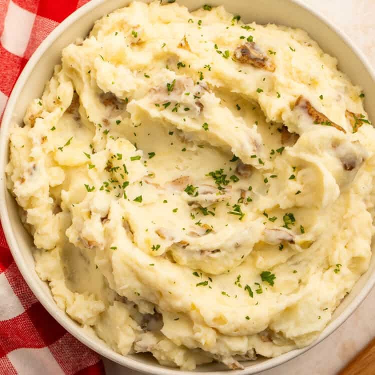 ͏Texas︂ 󠆷͏͏͏͏͏͏͏Roadhouse︂ 󠆷͏͏͏͏͏͏͏copycat︂ 󠆷͏͏͏͏͏͏͏mashed︂ 󠆷͏͏͏͏͏͏͏potatoes︂ 󠆷͏͏͏͏͏͏͏with︂ 󠆷͏͏͏͏͏͏͏a︂ 󠆷͏͏͏͏͏͏͏chunky,︂ 󠆷͏͏͏͏͏͏͏skin-on︂ 󠆷͏͏͏͏͏͏͏texture︂ 󠆷͏͏͏͏͏͏͏and︂ 󠆷͏͏͏͏͏͏͏parsley︂ 󠆷͏͏͏͏͏͏͏garnish︂ 󠆷͏͏͏͏͏͏͏in︂ 󠆷͏͏͏͏͏͏͏a︂ 󠆷͏͏͏͏͏͏͏serving︂ 󠆷͏͏͏͏͏͏͏bowl.